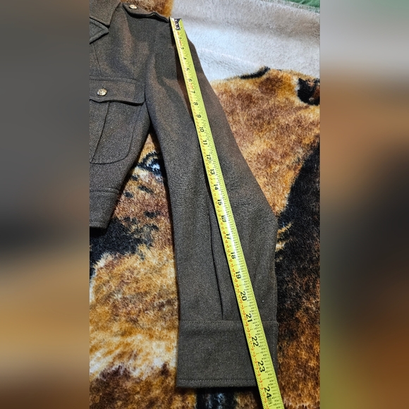 Men's Military Style Jacket - Olive Green  This is a vintage French Army wool - Picture 7 of 9